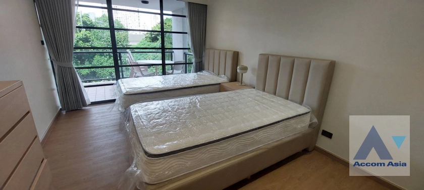 7  4 br Apartment for rent and sale in Sathorn ,Bangkok BTS Sala Daeng - MRT Lumphini at Children Dreaming Place - Garden AA44645