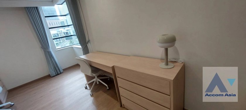 14  4 br Apartment for rent and sale in Sathorn ,Bangkok BTS Sala Daeng - MRT Lumphini at Children Dreaming Place - Garden AA44645