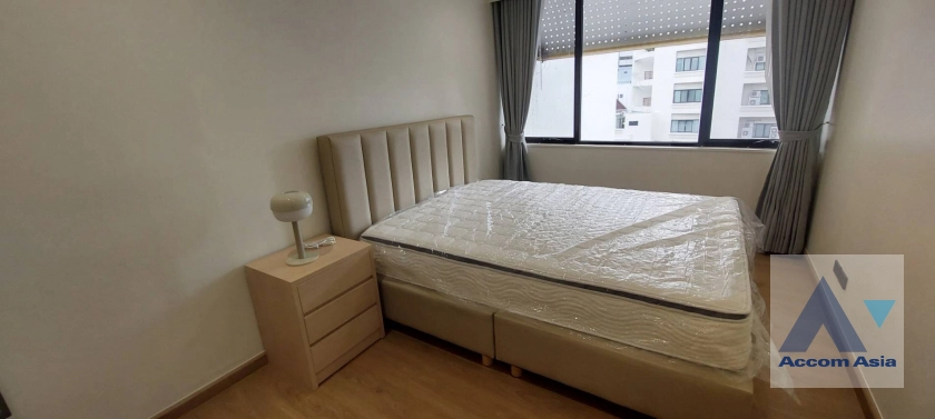 10  4 br Apartment for rent and sale in Sathorn ,Bangkok BTS Sala Daeng - MRT Lumphini at Children Dreaming Place - Garden AA44645