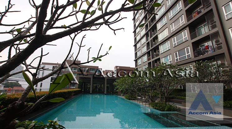 unit 1 Bedroom  Condominium For Rent in Charoen Nakhon, Bangkok  near BTS Wongwian Yai (AA44649)