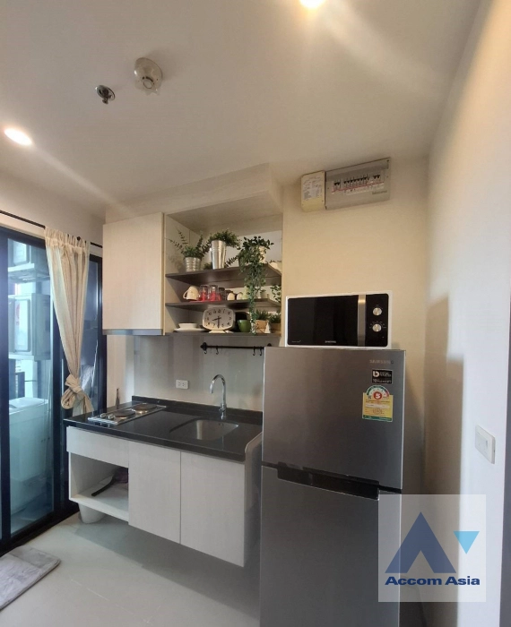  1  1 br Condominium For Sale in Sukhumvit ,Bangkok BTS On Nut at The Base Park East AA44650