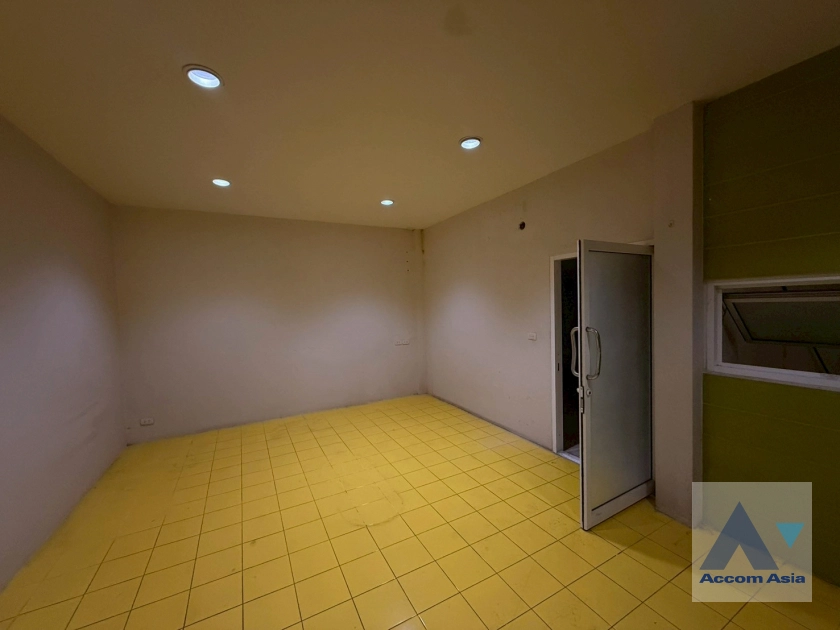 16  House for rent and sale in Sukhumvit ,Bangkok  AA44653