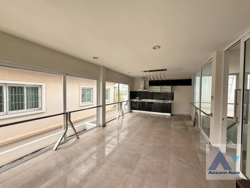 unitHome Office |  House For Rent & Sale in Sukhumvit, Bangkok  (AA44653)