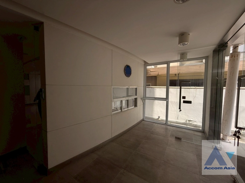 6  House for rent and sale in Sukhumvit ,Bangkok  AA44653