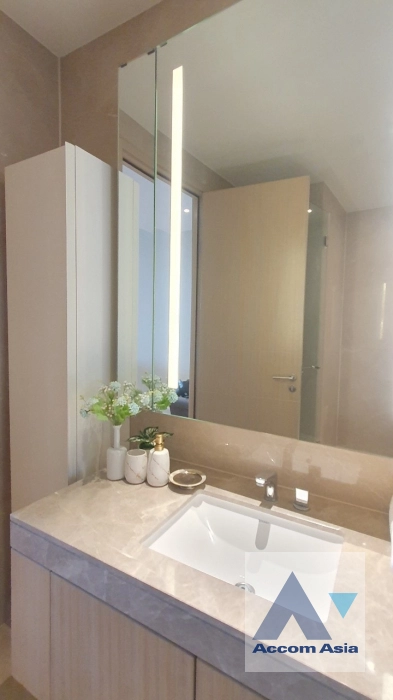 15  2 br Condominium for rent and sale in Charoen Nakhon ,Bangkok BTS Krung Thon Buri at Magnolias Waterfront Residences AA44657