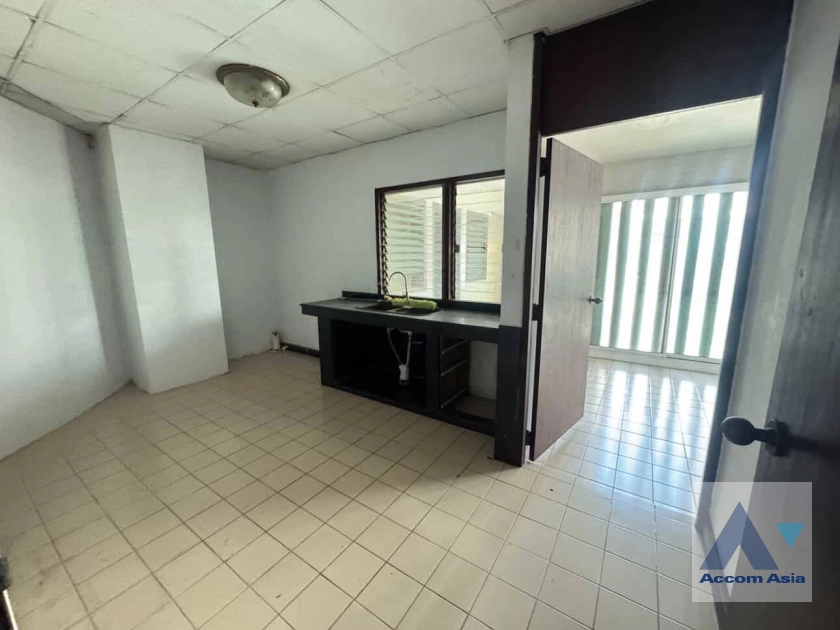 10  3 br Condominium for rent and sale in Sukhumvit ,Bangkok BTS Asok - MRT Sukhumvit at City Lakes Tower Sukhumvit 16 AA44659