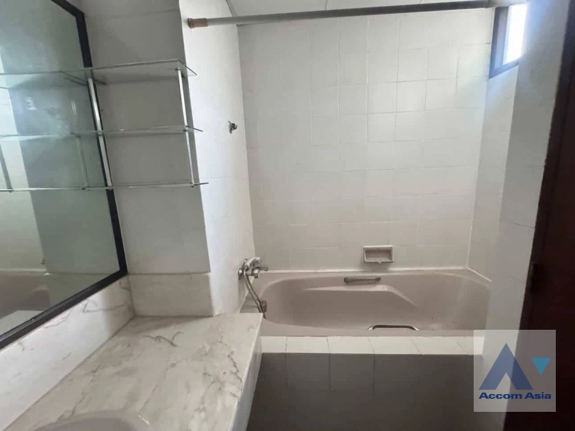 16  3 br Condominium for rent and sale in Sukhumvit ,Bangkok BTS Asok - MRT Sukhumvit at City Lakes Tower Sukhumvit 16 AA44659