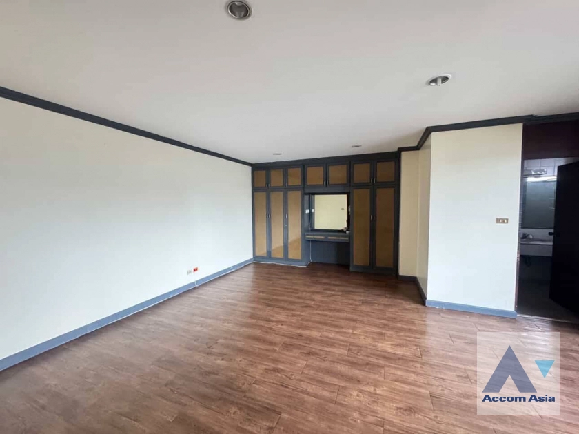 unitPet friendly |  3 Bedrooms  Condominium For Rent & Sale in Sukhumvit, Bangkok  near BTS Asok - MRT Sukhumvit (AA44659)