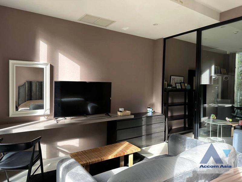  1  1 br Condominium for rent and sale in Ploenchit ,Bangkok BTS Ploenchit at Noble Ploenchit AA44660