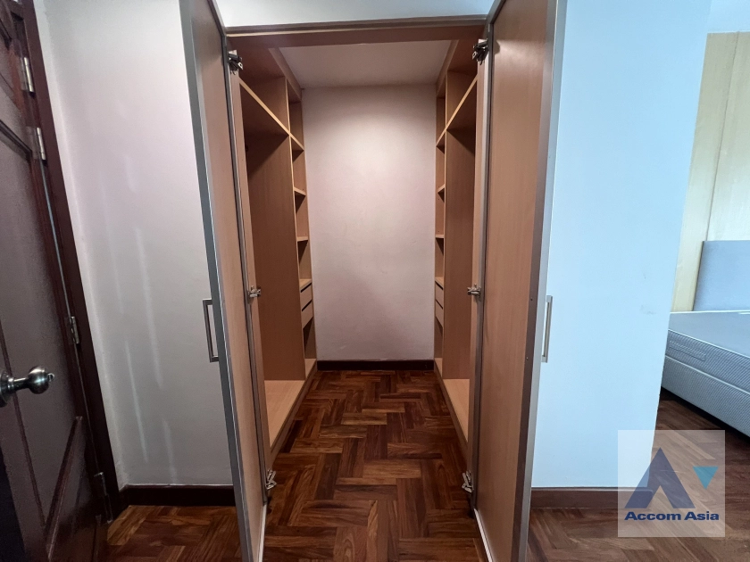 17  2 br Apartment for rent and sale in Sukhumvit ,Bangkok BTS Phrom Phong at Perfect for a big family AA44663