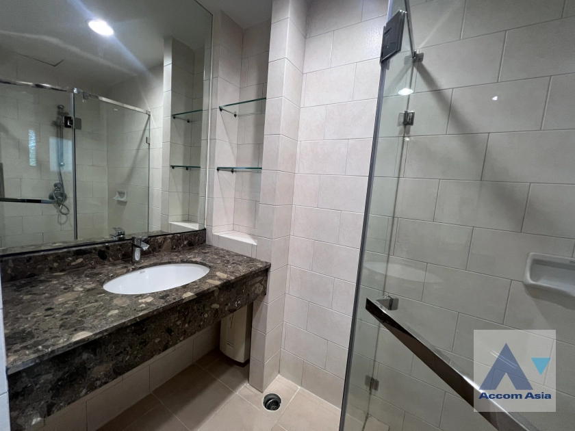 20  2 br Apartment for rent and sale in Sukhumvit ,Bangkok BTS Phrom Phong at Perfect for a big family AA44663