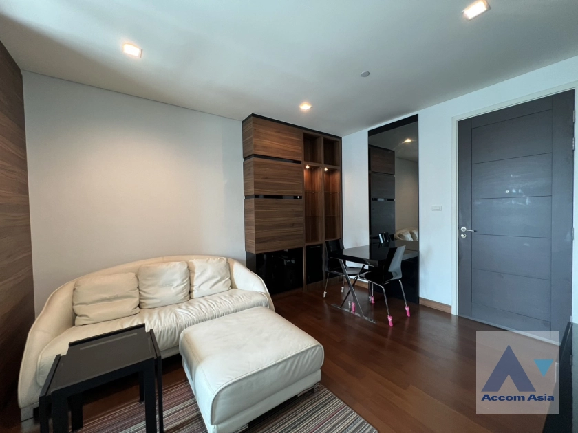 unit 1 Bedroom  Condominium For Rent & Sale in Sukhumvit, Bangkok  near BTS Thong Lo (AA44666)