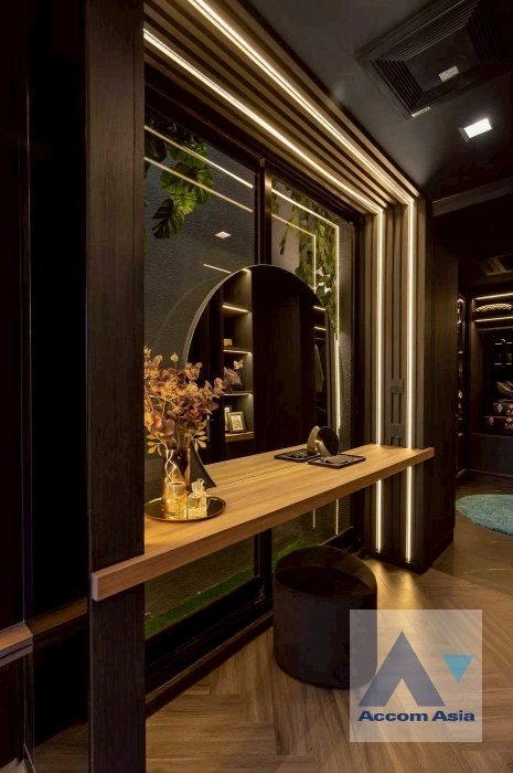 11  3 br House for rent and sale in Ratchadaphisek ,Bangkok MRT Ratchadaphisek at L SCAPE Ratchada 20 AA44673