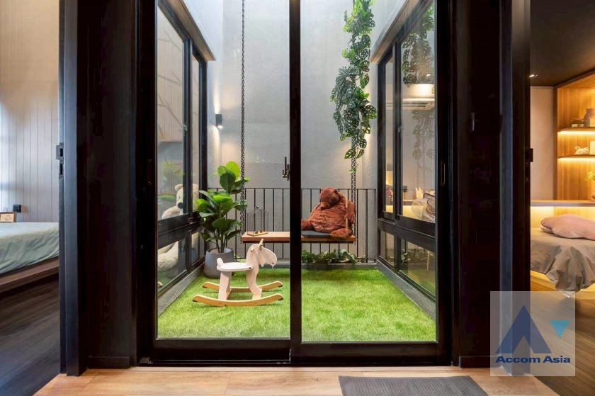 5  3 br House for rent and sale in Ratchadaphisek ,Bangkok MRT Ratchadaphisek at L SCAPE Ratchada 20 AA44673