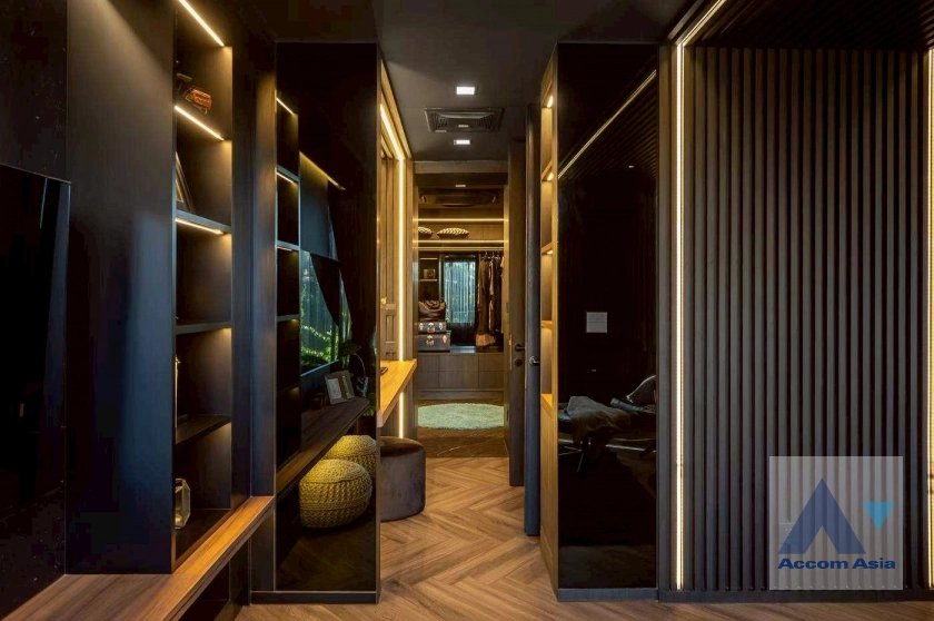 12  3 br House for rent and sale in Ratchadaphisek ,Bangkok MRT Ratchadaphisek at L SCAPE Ratchada 20 AA44673