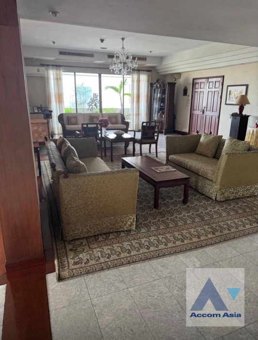 unitPenthouse |  4 Bedrooms  Condominium For Sale in Sukhumvit, Bangkok  near BTS Ekkamai (AA44674)