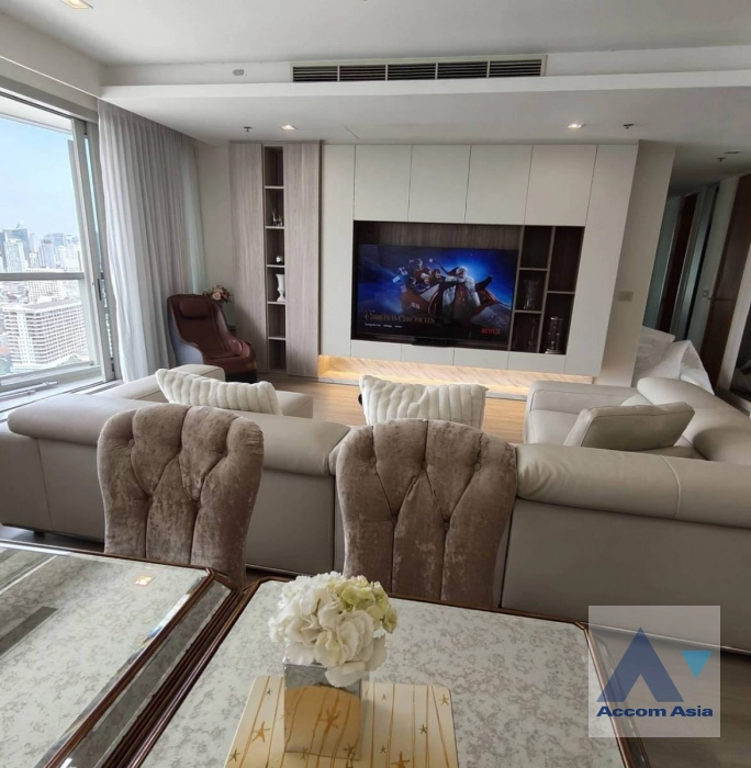  1  3 br Condominium For Sale in Charoen Nakhon ,Bangkok BTS Krung Thon Buri at The River Condominium AA44677