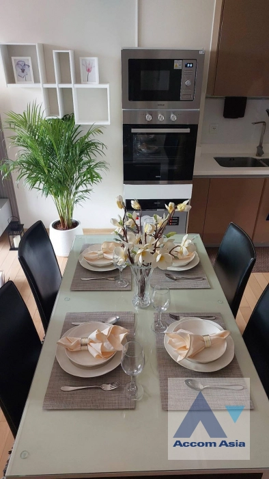 unitCorner Unit |  2 Bedrooms  Condominium For Rent & Sale in Sukhumvit, Bangkok  near BTS Thong Lo (AA44679)