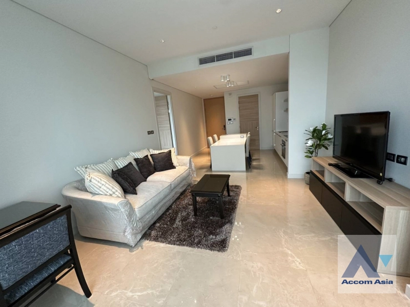 unit 1 Bedroom  Condominium For Rent in Ploenchit, Bangkok  near BTS Chitlom (AA44681)