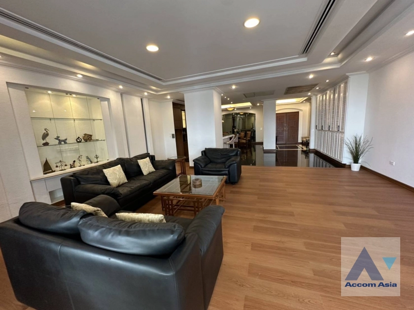 4  3 br Condominium for rent and sale in Sukhumvit ,Bangkok BTS Nana at Kallista Mansion AA44683