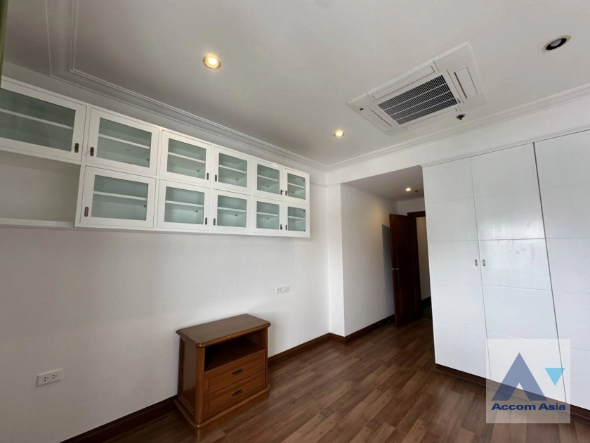 21  3 br Condominium for rent and sale in Sukhumvit ,Bangkok BTS Nana at Kallista Mansion AA44683