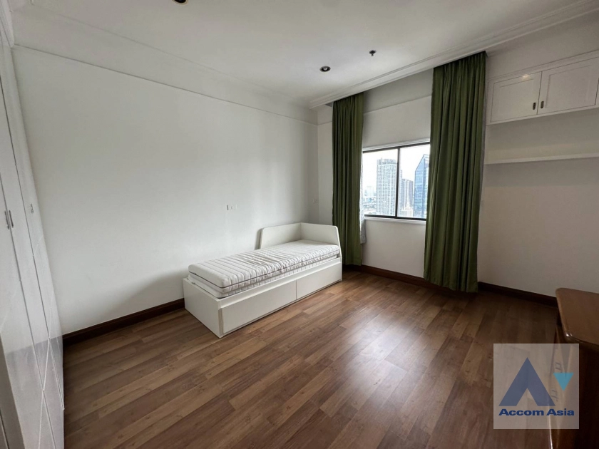 17  3 br Condominium for rent and sale in Sukhumvit ,Bangkok BTS Nana at Kallista Mansion AA44683