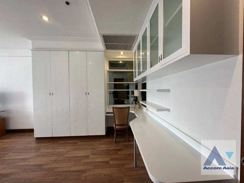 20  3 br Condominium for rent and sale in Sukhumvit ,Bangkok BTS Nana at Kallista Mansion AA44683