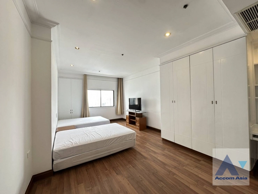 19  3 br Condominium for rent and sale in Sukhumvit ,Bangkok BTS Nana at Kallista Mansion AA44683