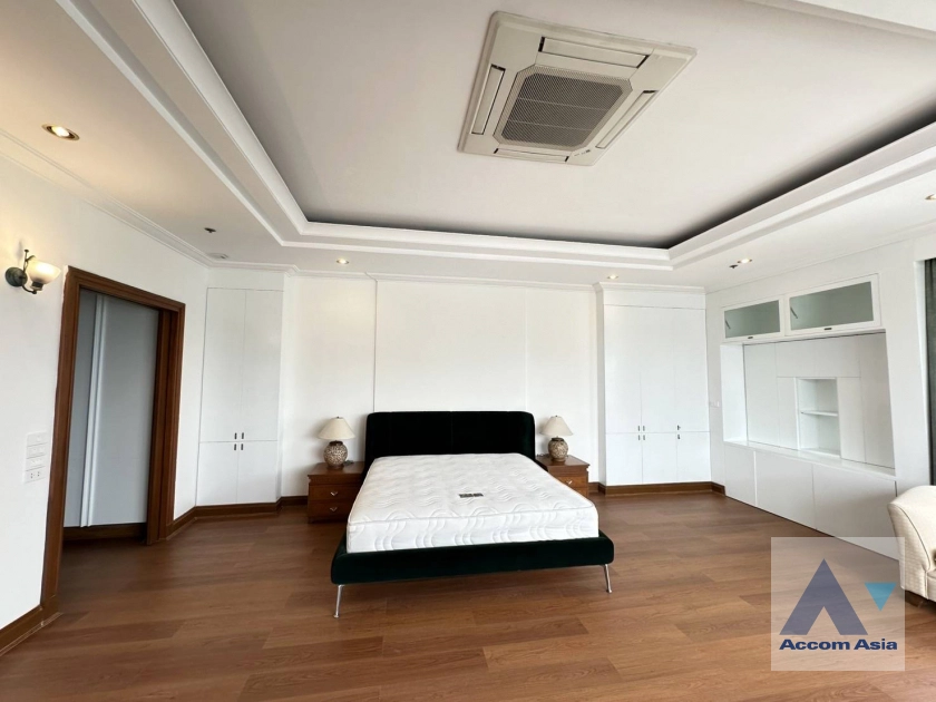 24  3 br Condominium for rent and sale in Sukhumvit ,Bangkok BTS Nana at Kallista Mansion AA44683