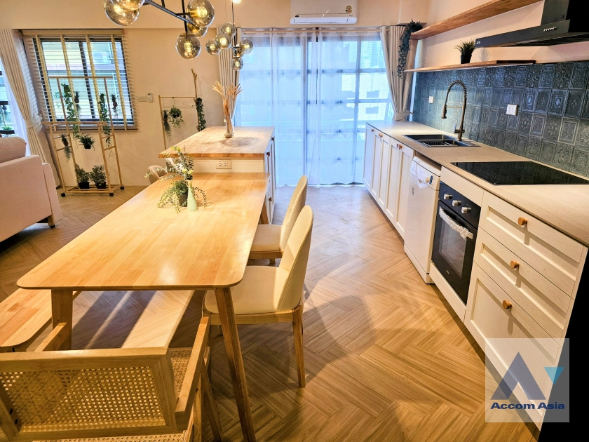 6  3 br Condominium For Rent in Sukhumvit ,Bangkok BTS Nana at Saranjai mansion AA44685