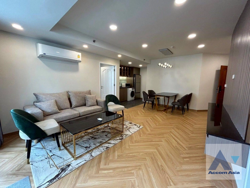  Las Colinas Condominium  2 Bedroom for Rent MRT Sukhumvit in Sukhumvit Bangkok