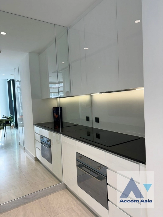 10  2 br Condominium For Sale in Sathorn ,Bangkok BTS Chong Nonsi at Tait 12 AA44692