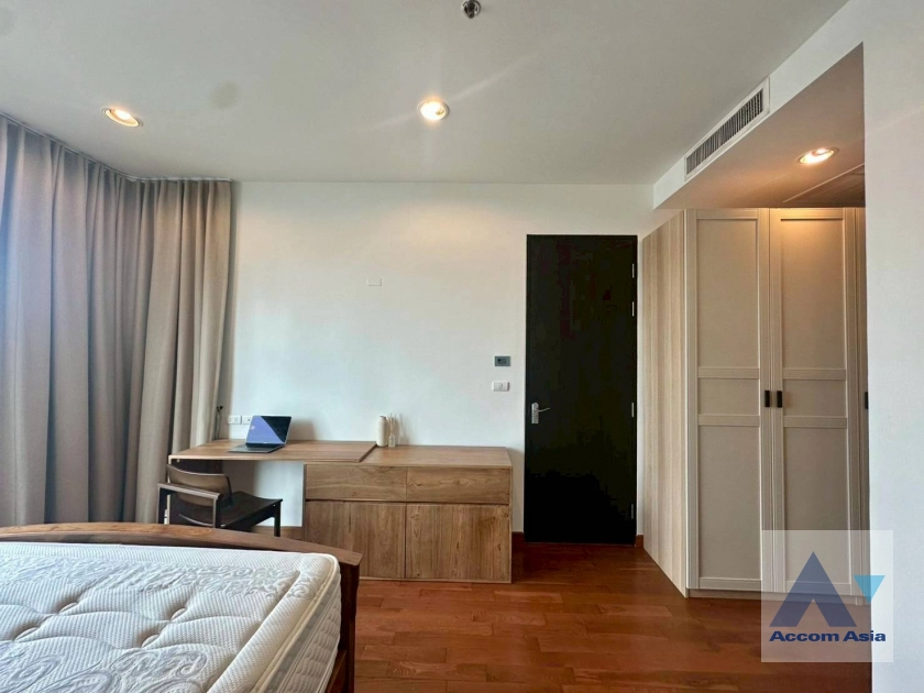 7  2 br Condominium For Rent in Ploenchit ,Bangkok BTS Chitlom at The Address Chidlom AA44702