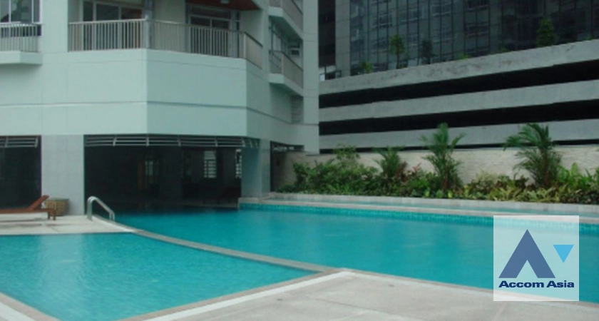 unit 3 Bedrooms  Apartment For Rent in Sukhumvit, Bangkok  near BTS Asok - MRT Sukhumvit (AA44704)