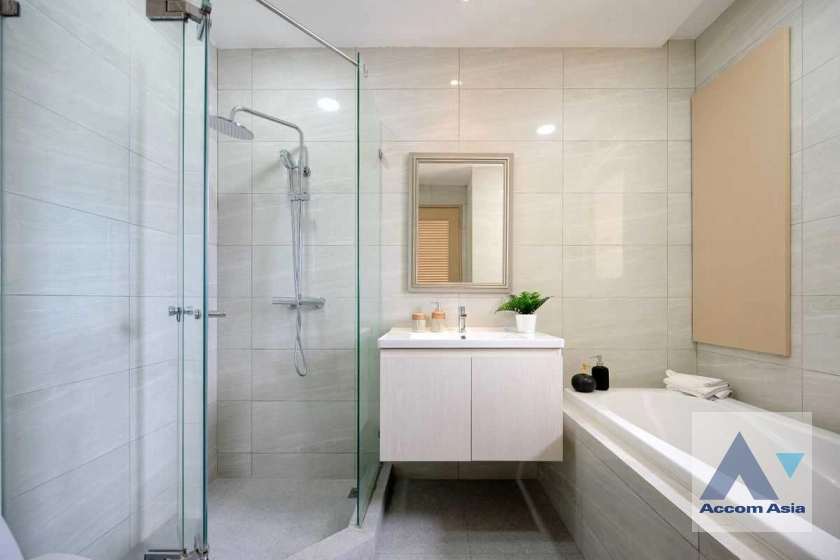 18  2 br Condominium For Sale in Sukhumvit ,Bangkok BTS Thong Lo at Hampton Thonglor 10 AA44706