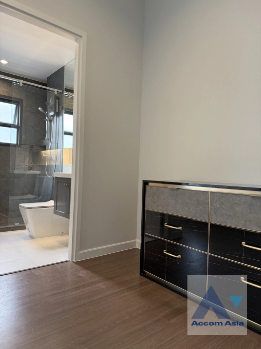 20  4 br House for rent and sale in Samutprakan ,Samutprakan  at Setthasiri Bangna KM.10 AA44710