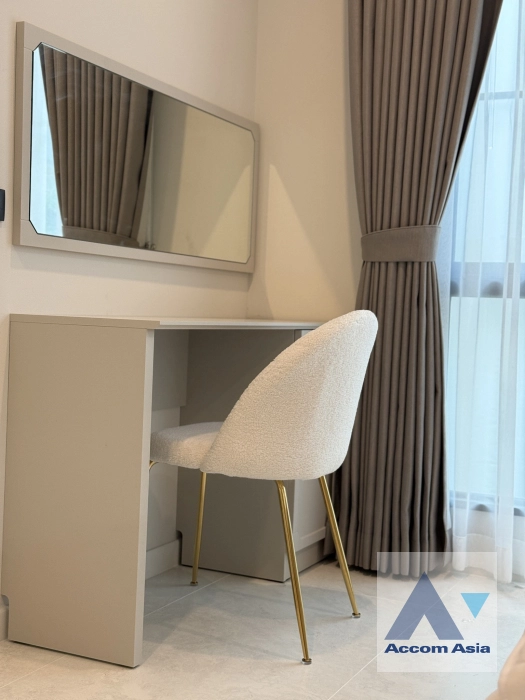 10  4 br House for rent and sale in Samutprakan ,Samutprakan  at Setthasiri Bangna KM.10 AA44710