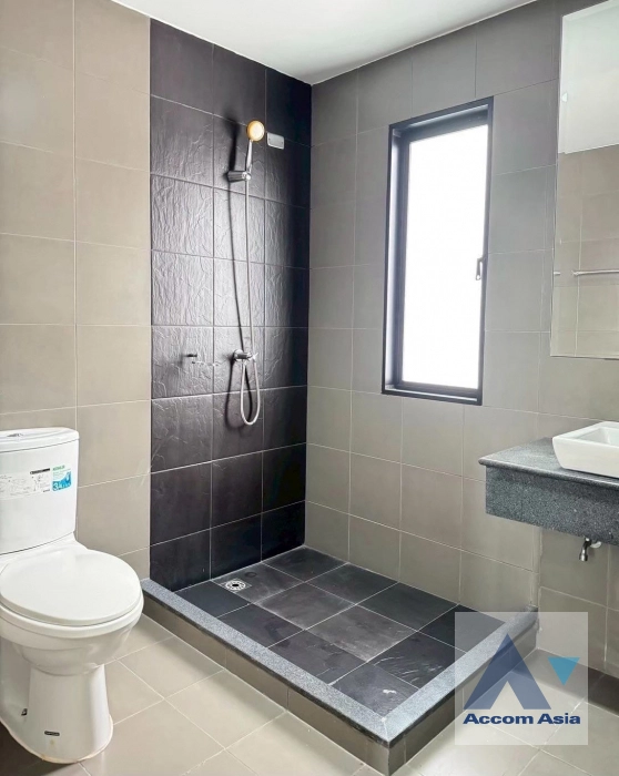 15  3 br Townhouse For Rent in Pattanakarn ,Bangkok BTS On Nut at Areeya Mandarina 77 AA44711