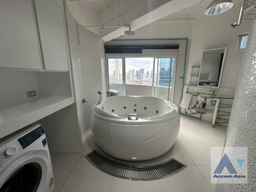 14  1 br Condominium For Rent in Ploenchit ,Bangkok BTS Ploenchit at Witthayu Complex AA44716