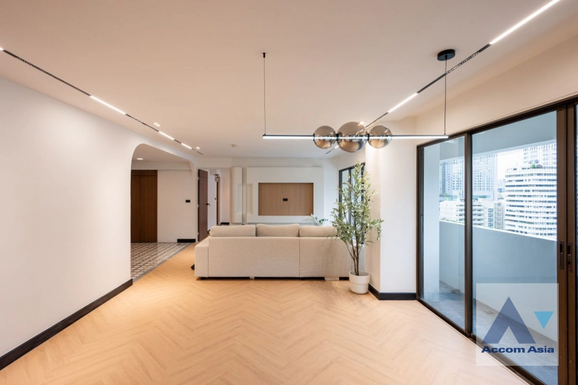 unitNewly renovated |  2 Bedrooms  Condominium For Sale in Sukhumvit, Bangkok  near BTS Asok - MRT Sukhumvit (AA44717)