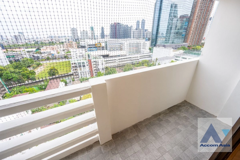 33  2 br Condominium For Sale in Sukhumvit ,Bangkok BTS Asok - MRT Sukhumvit at Ruamjai Heights AA44717