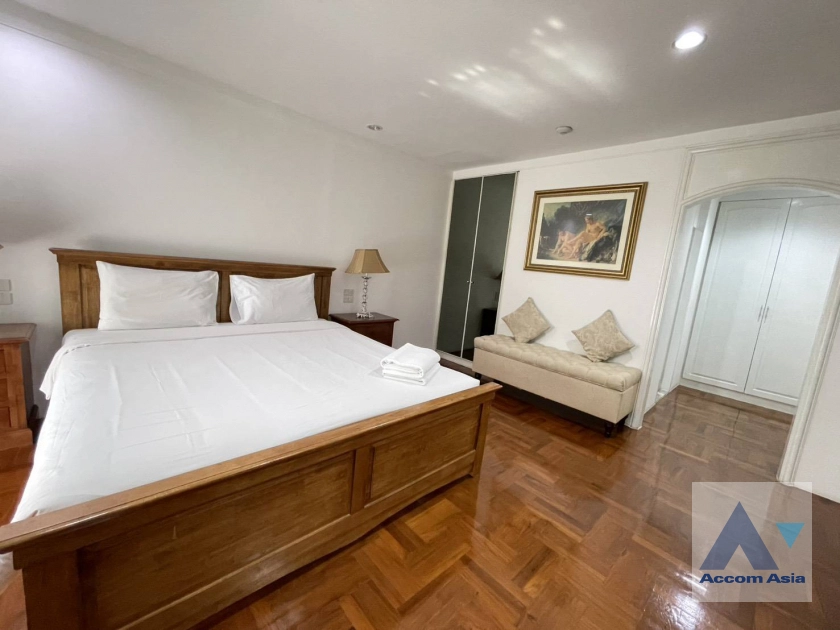 13  3 br Apartment for rent and sale in Silom ,Bangkok BTS Chong Nonsi at Simply Life AA44720