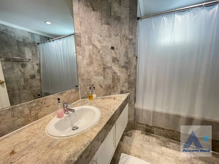 21  3 br Apartment for rent and sale in Silom ,Bangkok BTS Chong Nonsi at Simply Life AA44720