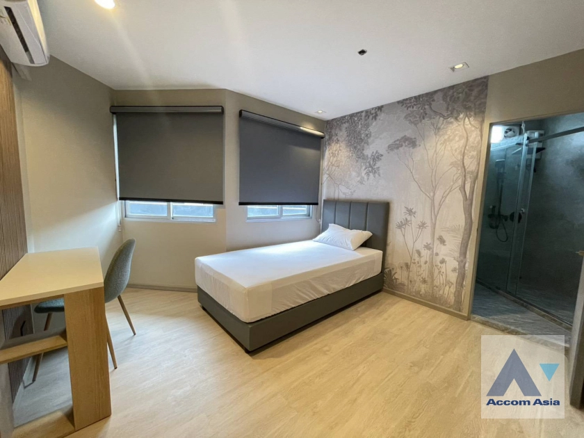 14  2 br Condominium For Rent in Ploenchit ,Bangkok BTS Ploenchit at Witthayu Complex AA44721