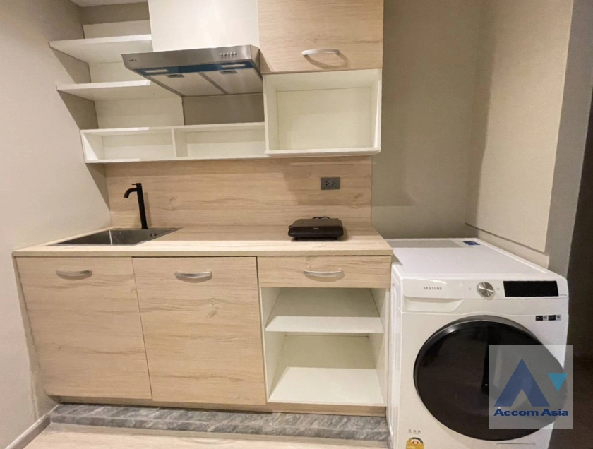 7  2 br Condominium For Rent in Ploenchit ,Bangkok BTS Ploenchit at Witthayu Complex AA44721