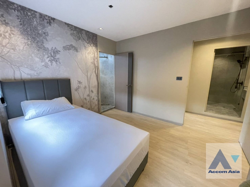 15  2 br Condominium For Rent in Ploenchit ,Bangkok BTS Ploenchit at Witthayu Complex AA44721