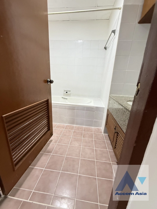 14  2 br Condominium for rent and sale in Ploenchit ,Bangkok BTS Ploenchit at Witthayu Complex AA44724