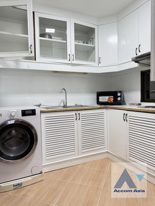 5  2 br Condominium for rent and sale in Ploenchit ,Bangkok BTS Ploenchit at Witthayu Complex AA44724