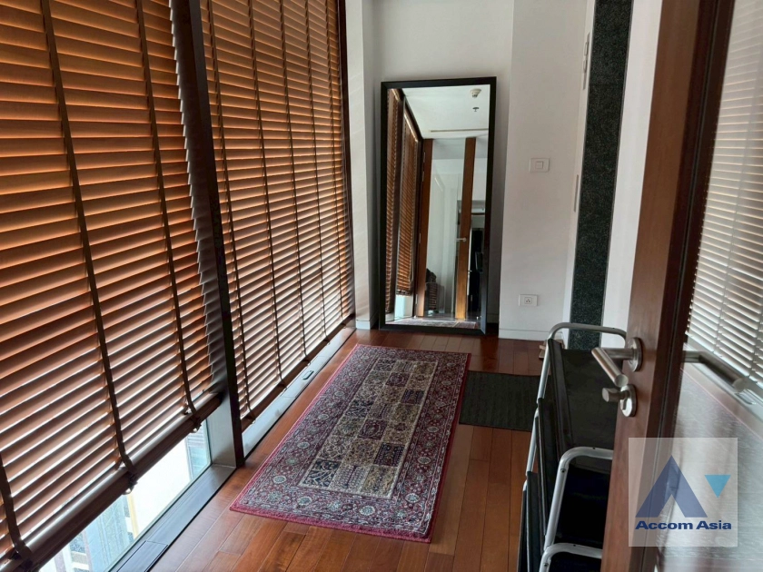 18  2 br Condominium for rent and sale in Ploenchit ,Bangkok BTS Ratchadamri at Hansar Residence AA44728
