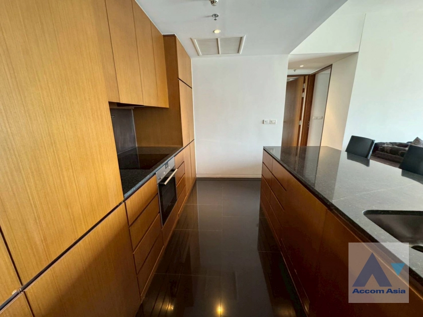 11  2 br Condominium for rent and sale in Ploenchit ,Bangkok BTS Ratchadamri at Hansar Residence AA44728